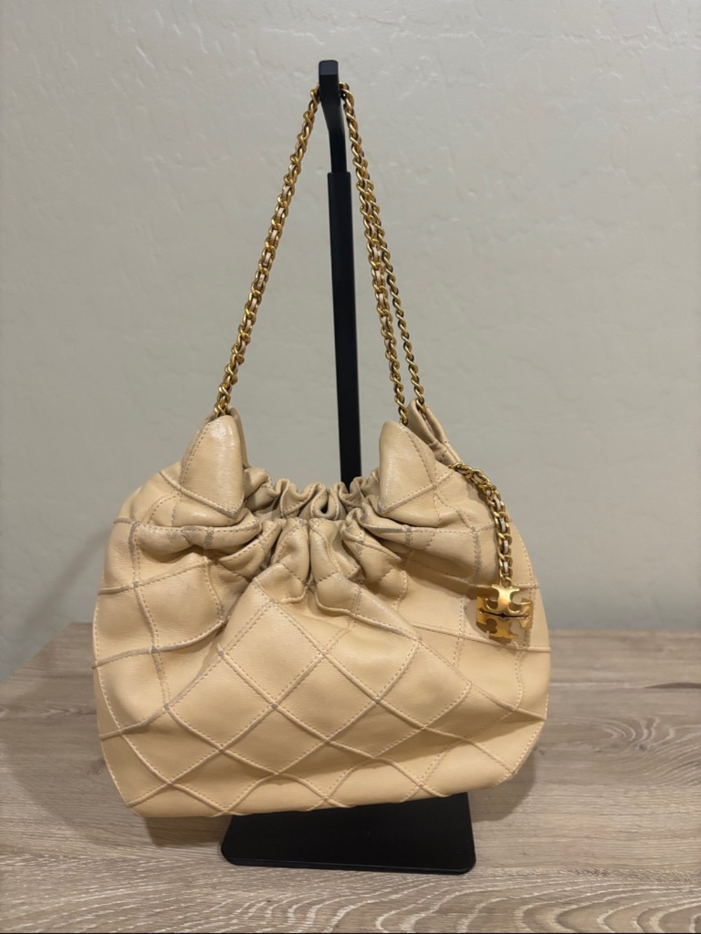 Tory Burch Fleming Soft Mini Hobo Beige Quilted Drawstring Shoulder Bag